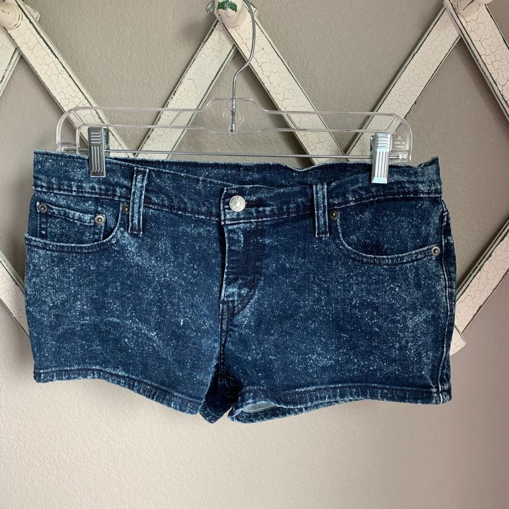 Levi's Women's 29 Acid Wash Short Shorts